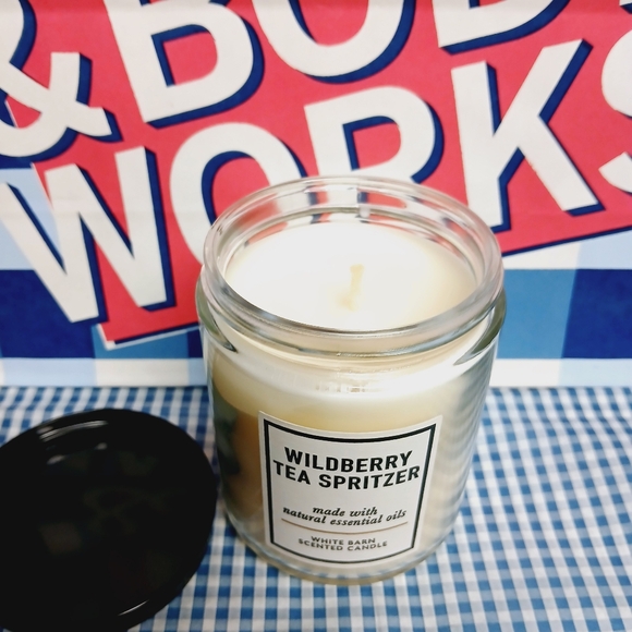 Bath and Body Works Wildberry Tea Spritzer Single Wick Candle - Picture 3 of 4